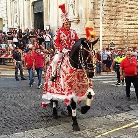 Cavalcade des D&eacute;vots &agrave; Ostuni