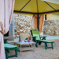 Gazebo et barbecue